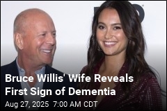 Bruce Willis&#39; Wife Reveals First Sign of Dementia