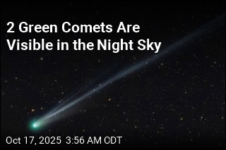2 Green Comets Are Visible in the Night Sky