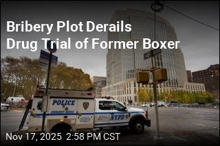 Bribery Plot With Juror Derails Ex-Boxer&#39;s Trial