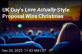 Love Actually -Style Proposal Thrills Movie Theater Patrons