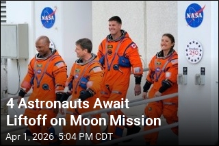 4 Astronauts Await Liftoff on Moon Mission